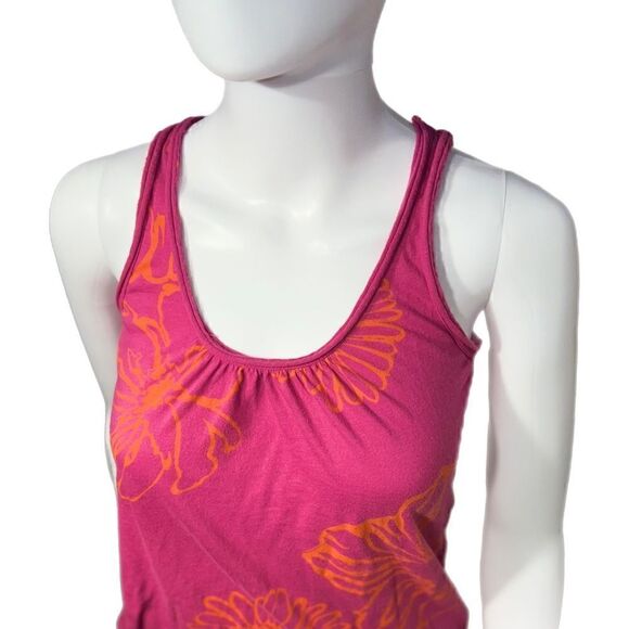 AEOāHibiscusāSmockedāTankāTop - Picture 8 of 11